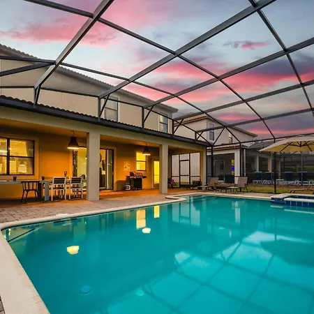 Heated Pool + Free Waterpark + Lazy River + Grill